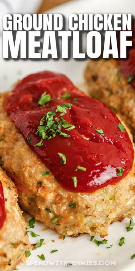 Try making this mini chicken meatloaf recipe for dinner, or batch cooking meals! Use muffin tins or shape ground chicken into small loaves. #spendwithpennies #chickenmeatloaf #groundchickenmeatloaf #chickenmeatloafrecipe #ground #easy #simple #best #oven #baked #healthy #juicy Ground Chicken Meatloaf, Chicken Meatloaf Recipe, Chicken Loaf, Roasted Broccoli And Carrots, Roasted Smashed Potatoes, Mini Meatloaf Recipes, Mini Meatloaf, Chicken Meatloaf, Chicken Minis