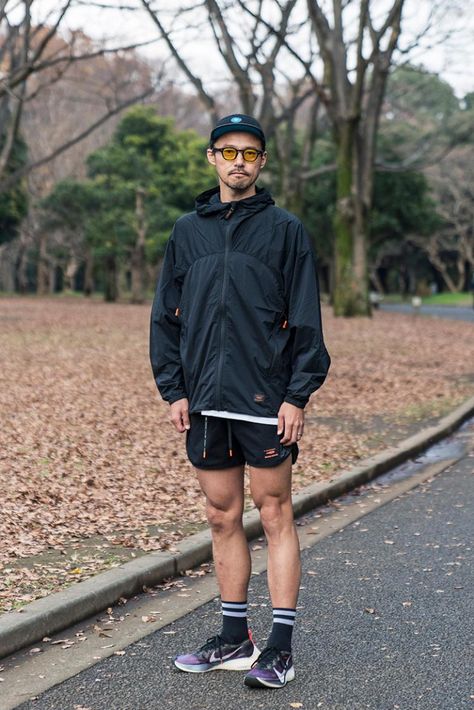 Jogging Outfit Running Men, Men Activewear Fashion, Trail Running Outfit Men, Runner Outfit Man, Climbing Outfit Men, Jogging Outfit Men, Running Aesthetic Men, Athletic Outfits Men, 12 Week Marathon Training Plan