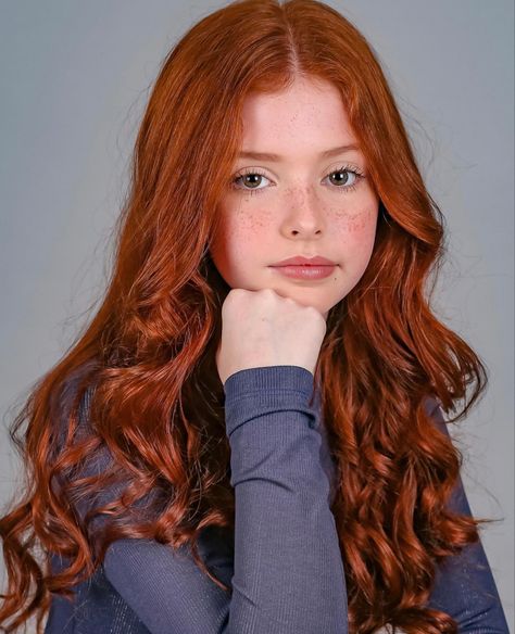 Ginger Kids, Women With Freckles, Freckles Girl, Beautiful Red Hair, Copper Hair Color, Ginger Girls, Girls With Red Hair, Mia 3, Redhead Girl