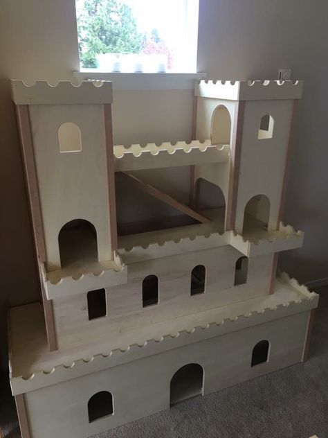 Magnificent homemade bunny castle designed/built by Leslie Berg, WA Bunny Castle Diy, Bunny Furniture, Bunny Room Ideas, Bunny Castle, Rabbit Castle, Indoor Rabbit House, Bunny Homes, Rabbit Enclosure, Chinchilla Cage