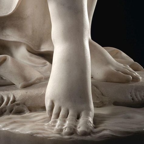 Heraclitus: 'No man ever steps in the same river twice, for it's not the same river and he's not the same man.' Simulation Tattoo, Ancient Greek Sculpture, Art Statues, Classic Sculpture, New York Museums, Greek Sculpture, Marble Statues, Stone Sculpture, Italian Artist