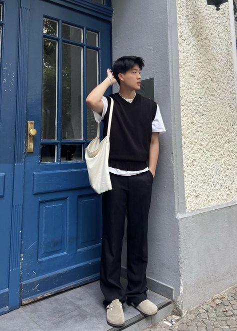 Simple Guy Outfits, Baggy Korean Fashion, Softboy Aesthetic Outfits Men, Softboy Outfits, Outfit Cowok, Korean Mens Fashion, Asian Men Fashion, Movie Inspired Outfits, Trendy Boy Outfits