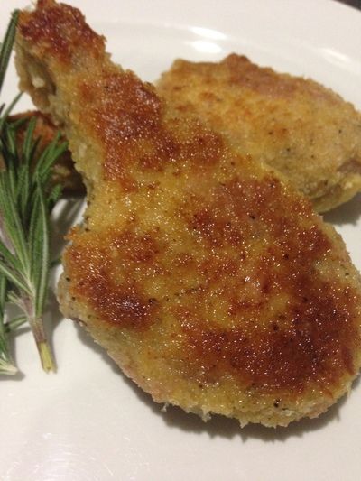 Crumbed Lamb Chops, Crumbed Lamb Cutlets, Lamb Meals, Vleis Geregte, Lamb Cutlets Recipe, Meals Beef, Lamb Cutlets, Plan 2023, Italy Places