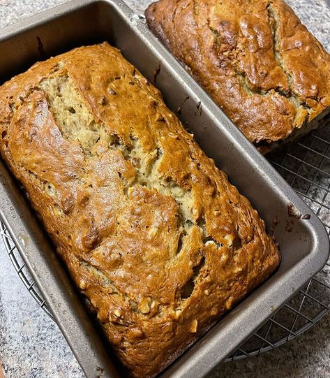 Ww Recipes Snacks, Ww Smart Recipes, Weight Watchers Bread, Weight Watchers Banana Recipes, Ww Breakfast Recipes, Weight Watchers Banana Bread Recipe, Ww Banana Recipes, Healthy Banana Bread Muffins, Weight Watchers Banana Bread