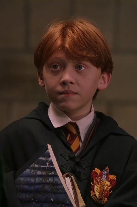 Icon Harry Potter, Weasley Wallpaper, Ron Weasley Aesthetic, Hery Potter, Weasley Aesthetic, Weasley Harry Potter, Ronald Weasley, Harry Potter Ron, Harry Potter Icons