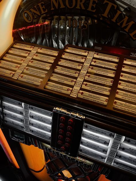 60s Jukebox Aesthetic, 50s Jukebox Aesthetic, Jukebox Vintage Aesthetic, Vintage Jukebox Aesthetic, 1964 Aesthetic, Jukebox Aesthetic, Fifties Aesthetic, Jazz Lifestyle, 50s Restaurant