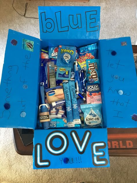 Something Out Of The Blue Because I Love You, Something Out Of The Blue Bc I Love You, Blue Box Gift, Blue Presents, Something Out Of The Blue, Something Out Of The Blue For Boyfriend, Blue Themed Gift Baskets, Blue Gift Basket, Diy Valentine Gifts For Boyfriend