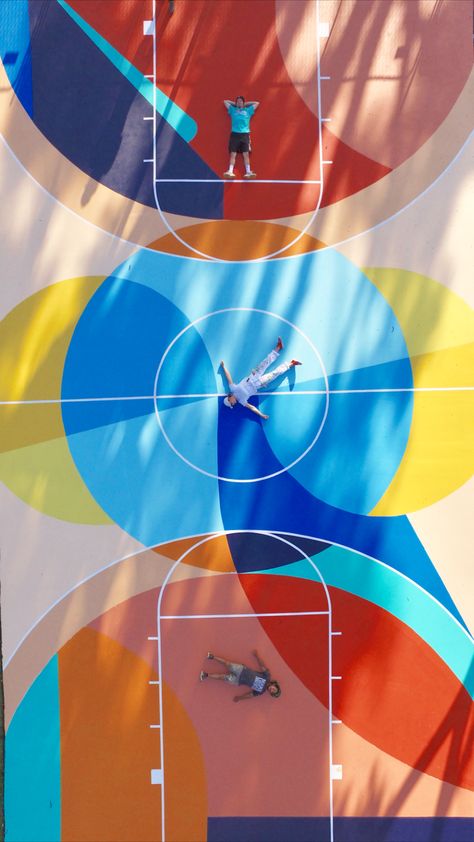 Sport Court Design, Cool Basketball Court Design, Painted Basketball Court, Colorful Basketball Court, Basketball Court Ideas, Basketball Court Design, Colourful Basketball Court, Basketball Mural, Basketball Court Mural