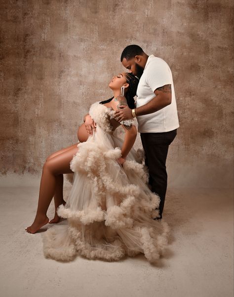 Elegant Family Maternity Photoshoot, Maternity Pictures Big Dress, Couples Maturity Photoshoot, Heaven Sent Maternity Shoot, Brown Maternity Photoshoot, African Theme Maternity Shoot, Brown Maternity Shoot Black Couple, Maternity Photoshoot Ideas Black Couples, Royal Maternity Shoot