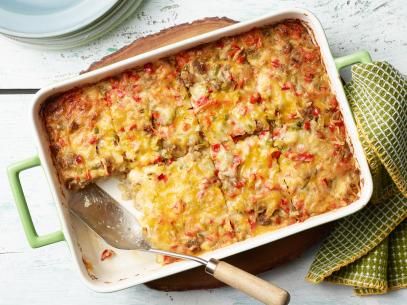 Trisha Yearwood’s Breakfast Sausage Casserole Recipe - Best Christmas Morning Casseroles Tot Breakfast Casserole, Sausage Casserole Recipes, Christmas Breakfast Casserole, Tater Tot Breakfast Casserole, Tater Tot Breakfast, Sausage Casserole, Trisha Yearwood, Breakfast Casserole Sausage, Tater Tots