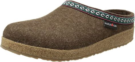 Amazon.com | Haflinger unisex-adult GZ Classic Grizzly Clog | Mules & Clogs European Footwear, Wool Clogs, Shoes Shopping, Wool Slippers, Shoes Store, Foot Health, Women's Mules, Boiled Wool, Us Man