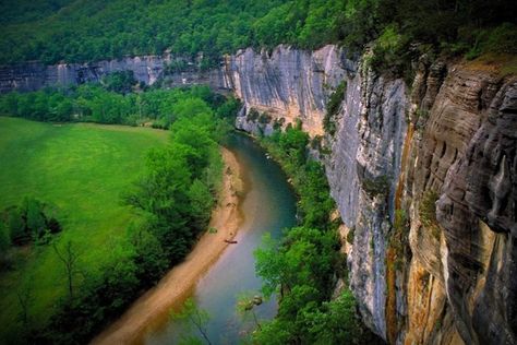 Ponca Arkansas' 10 Best Outdoor Activities - The AllTheRooms Blog Arkansas, Rocky, Buffalo, Trees, Forest