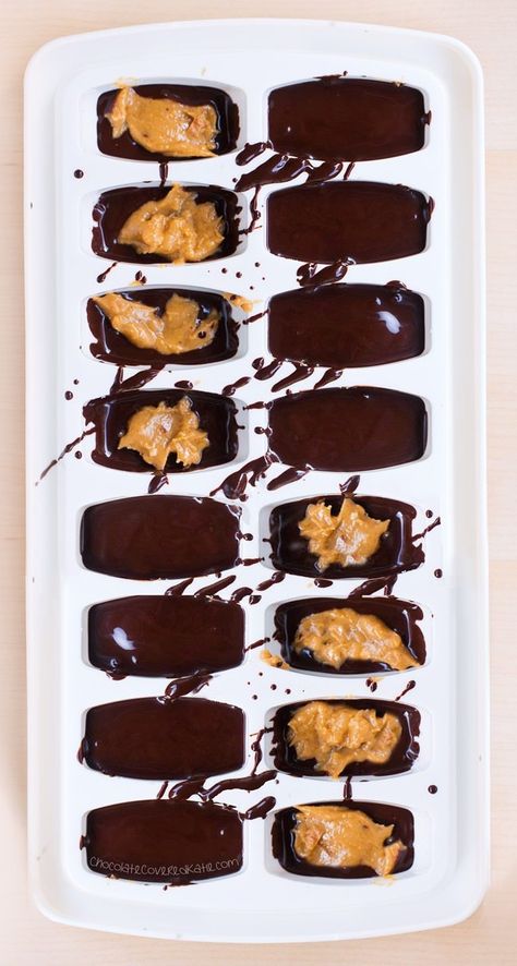 SO cute & easy - Irresistible chocolate peanut butter candy cups, made with an ice cube tray for whenever a craving hits ... http://chocolatecoveredkatie.com/2016/02/29/ice-cube-tray-chocolate-peanut-butter-cups-recipe/ @choccoveredkt Ice Cube Tray Chocolates, Ice Cube Tray Recipes, Butter Candy, Candy Cups, Chocolate Covered Katie, Pb Cups, Peanut Butter Candy, Chocolate And Peanut Butter, Ice Trays