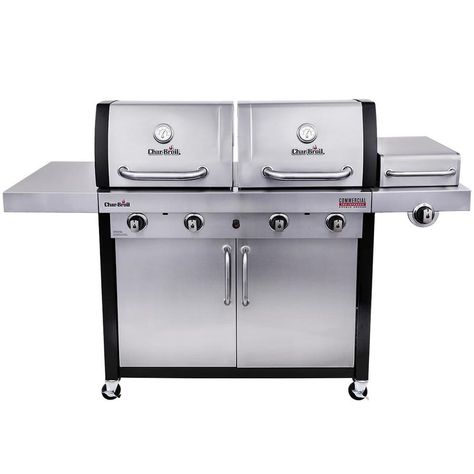 It's two grills in one. It's two identical gas grills in one. The Char-Broil Double Header is more gimmick that value. Find out why. Gas Barbecue Grill, Best Gas Grills, Natural Gas Grill, Gas Fire Table, Propane Gas Grill, Propane Grill, Grill Set, Gas Bbq, Keep Food Warm