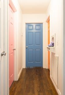 These first-time home buyers are inspired by Stanley Kubrick's set design and 1960s color schemes. Their Nashville home has retro funky vibes and monochrome moments. Orange Door, Funky Home Decor, Bedroom Doors, Bedroom Paint, Door Color, Cozy Home, Boys Room, House Inspo, Home Fashion