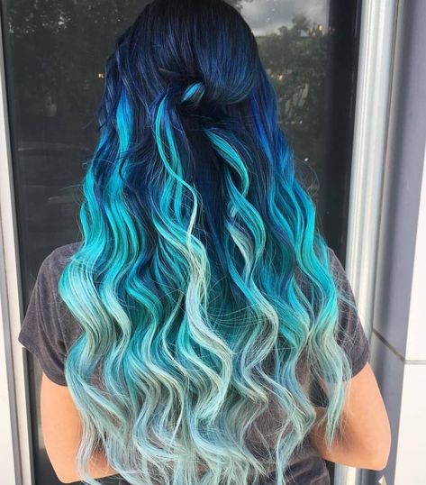 Ocean Hair Color, Blue Blonde Hair, Ocean Hair, Long Hair Waves, Pulp Riot Hair Color, Hair Color Options, Cute Hair Colors, Hair Color Crazy, Dyed Hair Inspiration