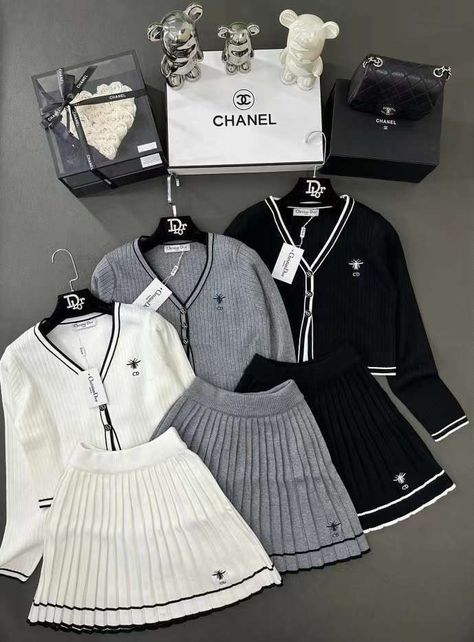 Cute Chanel Outfits, Channel Outfits, Chanel Outfit, Chanel Dress, Expensive Clothes, France Paris, Kpop Fashion Outfits, Really Cute Outfits, Fancy Outfits