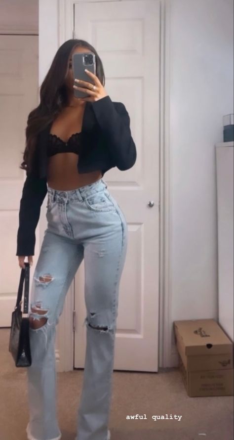 Fancy Top And Jeans Outfit, Blue Jeans Outfit Night Out, Dressy Going Out Outfits, Jeans Nice Top Outfit, Jeans And A Nice Top Outfit, Jeans Club Outfit Night, 2016 Outfits Tumblr, Day Drinking Outfit Autumn, Going For Drinks Outfit