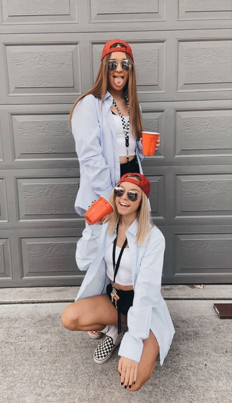 Frat Party Outfit Ideas, Basic Duo Halloween Costumes, Frat Girls Outfit, Frat Boy Costume For Girls Outfit, Frat Boy Football Theme, Frat Outfits For Girls Ideas, Frat Guy Costume, Frat Bro Costume, Frat Boys