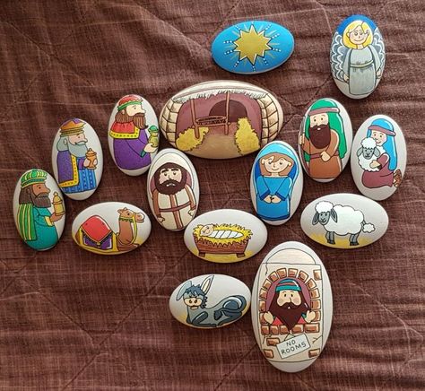 Nativity Story Stones, Christmas Ornaments Homemade Kids, Decorated Rocks, Nativity Story, Story Stones, The Nativity Story, Christmas Rock, Painted Rocks Craft, Painted Rocks Diy