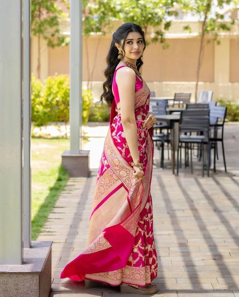 Best Sarees Collection, Pose In Saree, Krithi Shetty, Aigle Royal, Saree Hairstyles, Saree Wearing Styles, Celebrity Casual Outfits, Fancy Sarees Party Wear, Desi Fashion Casual