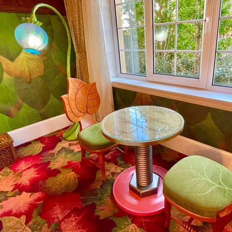 Madoka on Instagram: “Welcome to Pixie Hollow🌿🍂🍃🌾🍁🍄 #tokyodisneylandhotel #tinkerbell #tinkerbellroom #disneyfairies #fairy #characterthemedrooms #characterroom…” Pixie Hollow Room, Arrietty Room, Tinker Bell Room, Pixie Hollow, Disneyland Hotel, Disney Photography, Disney Fairies, Dream Girl, Pixie Dust