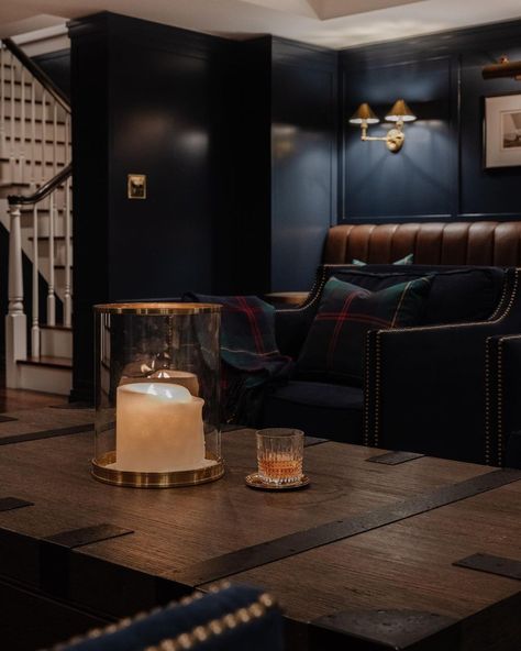 I’ve been long awaiting the reveal of this project dubbed early on as The Club Room. Inspired by an iconic club room in New York City, this… | Instagram English Pub Interior, Speakeasy Basement, Room In New York, Pub Interior Design, Lake House Living Room, Whiskey Lounge, Southern Colonial, Whiskey Room, Parlor Room