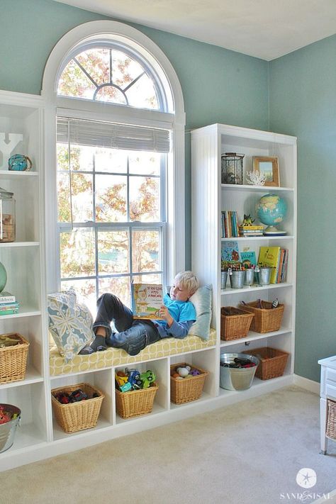 DIY Built-in Bookcases with Window Seat Diy Window Seat, Boys Playroom, Shelves Wall, Playroom Storage, Playroom Design, Built In Bookcase, Toy Rooms, Family Rooms, Fashion Diy