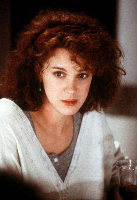 Big 1988, Elizabeth Perkins, Elizabeth Moss, Blonde Hair Looks, Julianne Moore, Female Actresses, Female Human, Favorite Actors, Tom Hanks