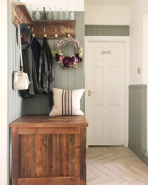 Wood Paneling Makeovers to Inspire Your Own Redo Sage Hallway, Wall Paneling Design, Wood Paneling Living Room, Wood Paneling Makeover, Paneling Design, Paneling Makeover, White Wood Paneling, Panel Walls, Painting Wood Paneling