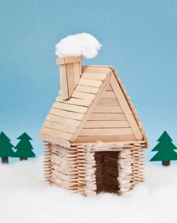 Activities: Popsicle Stick Log Cabin Popsicle Stick Art, Popsicle Stick Crafts House, Popsicle Stick Houses, Diy Popsicle Stick Crafts, Crafts Simple, Cabin Crafts, Diy Popsicle, Log Cabin Quilt Blocks, Popsicle Crafts