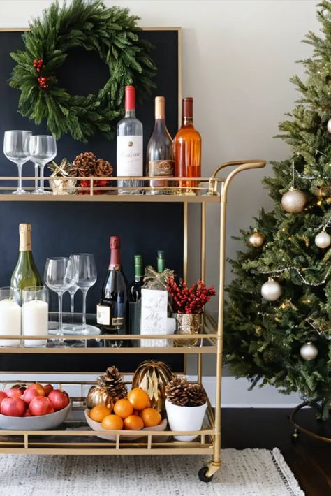 Style your bar cart for festive entertaining with a touch of sophistication. Discover tips for arranging drinks, glassware, and decorations for a chic holiday beverage station. Bar Cart Christmas Styling, Christmas Bar Cart Decor, Christmas Bar Set Up, Holiday Bar Cart Christmas, Nashville Townhouse, Christmas Bar Cart Styling, Christmas Bar Decorations, Bar Cart Christmas, Thanksgiving Bar Cart