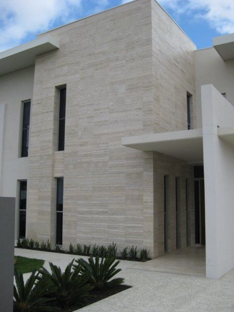 Stone Cladding Exterior, Modern Facades, Travertine Wall, Exterior Wall Materials, Exterior Wall Cladding, Exterior Wall Tiles, Exterior Tiles, Cladding Design, External Cladding