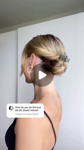 High Bun Short Hair, Cute Bun Hairstyles For Short Hair, Short Bun Hairstyles, How To Do A Bun With Short Hair, Bun Hairstyles Short Hair, Short Hair Bun Styles, Hairbuns Hairstyles, Short Hair Bun Tutorial, Bun On Short Hair