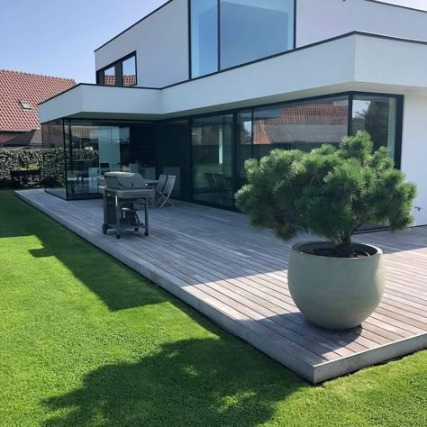 Modern Japanese Backyard, Moderne Have, Garden Landscaping Ideas, Modern Backyard Landscaping, Outdoor Living Design, Modern Backyard, Have Inspiration, Front House Landscaping, Outdoor Gardens Design