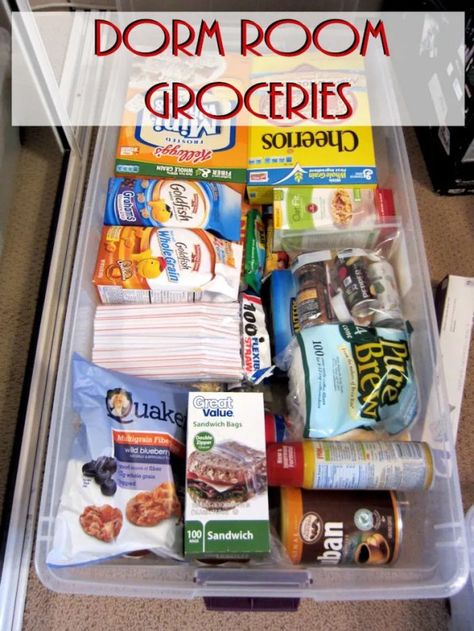 Dorm Room Groceries College Dorm Room Organization, College Dorm Organization, Dorms Decor, Dorm Food, Grocery Essentials, Dorm Sweet Dorm, College Living, Dorm Organization, College Meals