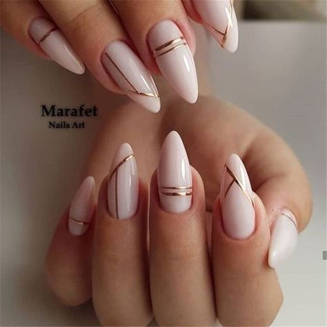 Beige Nails Design, Fall Acrylic, Unghie Nail Art, Elegant Nail Designs, Classy Nail Designs, Beige Nails, Work Nails, Almond Nails Designs, Almond Acrylic Nails