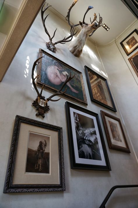 vignette design: Ralph Lauren In Paris, The Best Of Both Worlds Taxidermy Decor Interior Design, Classic Office Interior, Taxidermy Decor, Cabin Designs, Masculine Interior, Log Cabin Ideas, Vignette Design, Deer Mounts, Hunting Room