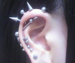 409 images about [(-__-)] zZz on We Heart It | See more about aesthetic, archive and cyber Goth Ear Piercings, Emo Piercings, Goth Piercings, Aesthetic Archive, Piercing Inspiration, Ear Peircings, Cool Ear Piercings, Pretty Ear Piercings, Aesthetic Goth