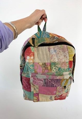 Quilt Backpack, Patchwork Backpack, Backpack Pattern Sewing, Clothing Wishlist, Quilted Backpack, Fashion Forecasting, Vintage Patchwork, Craft Club, Peregrine