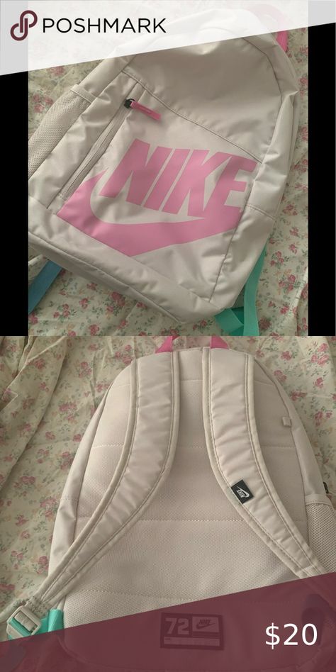 COPY - Nike Standard size backpack NWOT Cute Bookbags For Middle School, Nike Backpack Aesthetic, Nike Backpacks For School, Nike School Backpacks, Nike Bags Backpacks, Popular Nike Shoes, Nike Bag, School Backpack Essentials, Nike Handbags