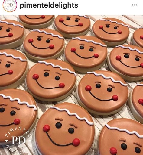 Royal Icing Ideas, Gingerbread Bakery, Icing Ideas, Sugar Cookie Designs, Cookie Decorating Ideas, Fancy Cookies, Christmas Cookies Decorated, Xmas Cookies, Christmas Sugar Cookies