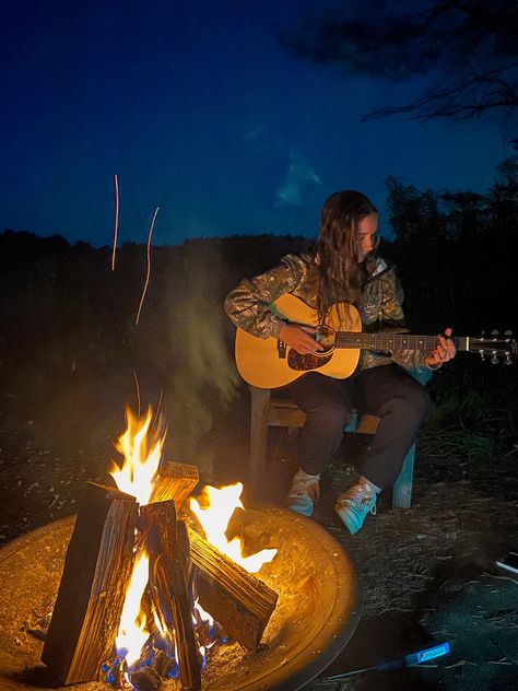 Singing Around The Campfire, Campfire Guitar Aesthetic, Campfire Aesthetic Night, Obx Character, Retreat Branding, Backpacking Aesthetic, Solo Stove, Cottage Core Art, Pool House Plans