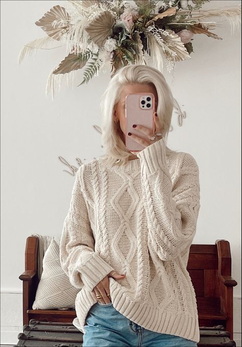 Princess Polly Oversized Sweater Fall Fashion Inspo Beige Chunky Sweater Outfit, Cream Oversized Sweater, Cream Sweater Outfit, Beige Oversized Sweater, Oversized Cream Sweater, Oversized Sweater Outfit, Cream Jumper, Big Sweaters, Oversized Sweaters