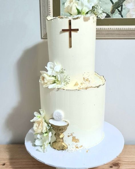 1st Holy Communion Cake, 1st Communion Cakes For Boys, Communion Cakes For Girls Ideas, Cake For Confirmation, Cake For First Communion, First Communion Cakes For Boys, Communion Cakes For Boys, 1st Communion Cakes, Boys First Communion Cakes