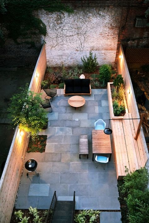 Landscape Inspiration: A Dozen Lush & Lovely Townhouse Backyards Backyard With No Deck Or Patio, Backyard Patio Designs Townhouse, Low Maintenance Backyard Landscaping Designs, Townhouse Backyard Ideas, Small Patio Ideas Townhouse, Modern Outdoor Patio, Courtyard Gardens Design, Landscape Inspiration, Outdoor Patio Designs