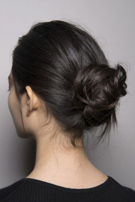 Holiday hair look: get inspired by red carpet and runways Motif Soutache, Best Bob Haircuts, Low Bun Hairstyles, Hair Photography, The Blonde Salad, Braided Bun Hairstyles, Holiday Hairstyles, Hair Reference, 인물 사진