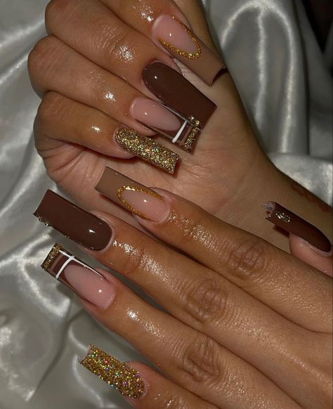 Brown Acrylic Nails, Bridesmaids Nails, Tapered Square Nails, Halloween Acrylic Nails, Hello Nails, Long Acrylic Nail Designs, Colored Acrylic Nails, Girly Acrylic Nails, Vibrant Nails