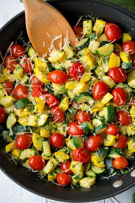 A quick summer vegetable side dish that's the perfect addition to any meal. Easy to prepare and sure to be a crowd pleaser! Sauteed Zucchini And Squash, Butter Zucchini, Summer Squash Recipes, Yellow Squash Recipes, Sauteed Zucchini, Cooking Tomatoes, Zucchini Squash, Parmesan Zucchini, Makanan Diet