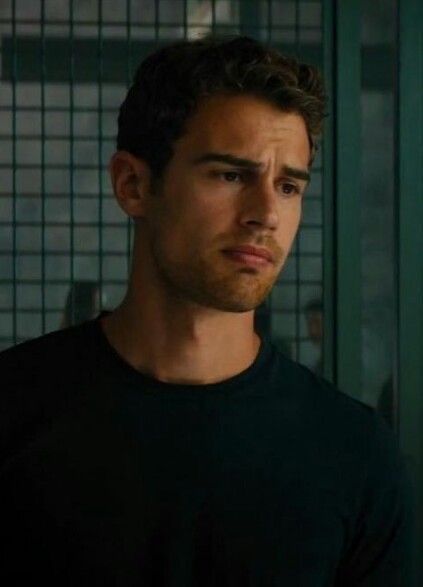 Thoe James, James Theo, Divergent Theo James, Theodore James, Tobias Eaton, Robert Sheehan, Veronica Roth, Divergent Series, Theo James